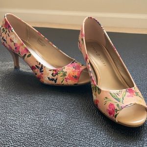 Flower printed shoes (KS brand)